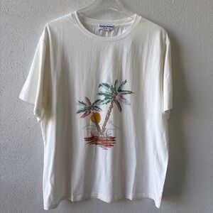 Charlie Holiday Tee Tropical Size‎ L NWT 100% Cotton Short Sleeve Summer Beach